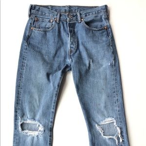Vintage Levi’s 501s - 31x34 - Distressed Knees